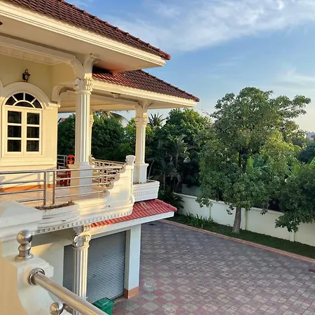 Lotus Blanc Homestay Villa Battambang Exterior photo